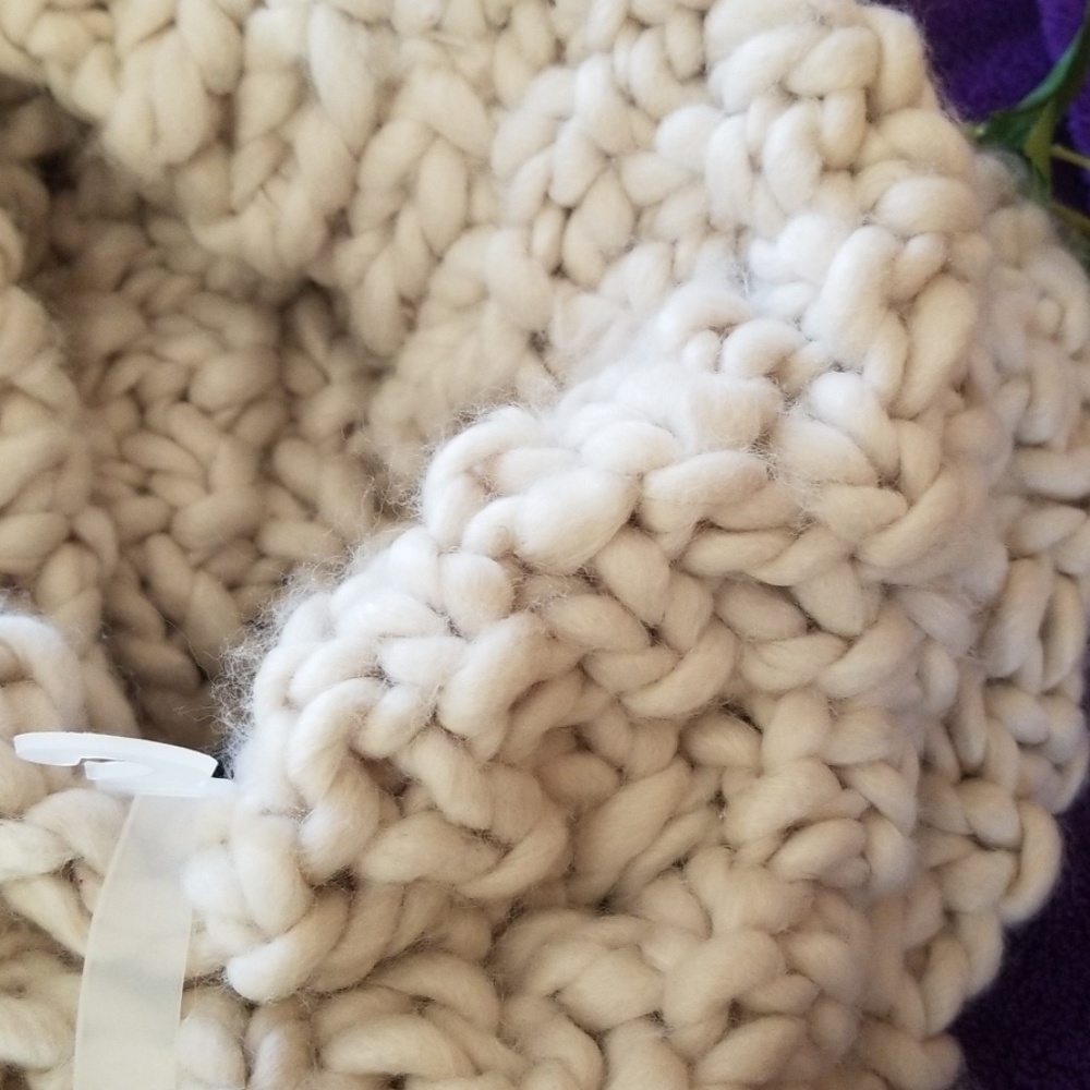 💜New Mossimo infinity scarf💜 - Picture 3 of 6
